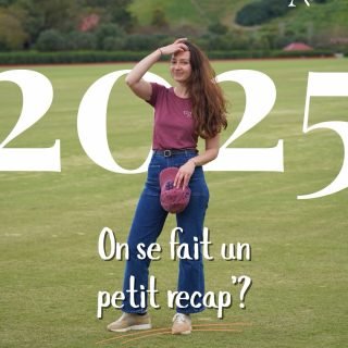 Merci 2025 🤍

Une année marquée par des temps forts 🔥 : 

- Heureuse d’avoir pu accompagner 17 clients cette année dans le développement de leur communication 📲

- Je me suis rendue à plusieurs événements équestres en France & à l’étranger : Equitalyon, Andalucia Sunshine Tour, Jumping de Vichy, le SICAB…🐴

- J’ai collaboré pour la première fois avec un incubateur d’entreprises pour accompagner un porteur de projet dans la commercialisation d’un produit innovant sur le marché équin 🚀 Ce qui a donné naissance à « L’observatoire du secteur équestre » par Oxer Agency 👀

- J’ai intégré le pôle Hippolia 🤝

- Et pour finir mon année a été marquée par un voyage de 3 semaines au Kirghizstan 🇰🇬 Une chevauchée fantastique à travers les steppes et monts célestes 🏔️

Ce qui arrive en 2026…📝

Cette nouvelle année, je continue de vous accompagner en communication mais aussi en lancement de projet équestre 📈

Je suis entrain de structurer deux nouvelles offres : une côté PROJET pour les porteurs de projets innovants💡et une nouvelle, en plus de ce qui existe déjà, côté COM pour répondre aux besoins des professionnels indépendants (bit-fitter, osteo, maréchal, etc) 🎨

En route pour de nouvelles aventures ensemble en 2026 ✨🤝