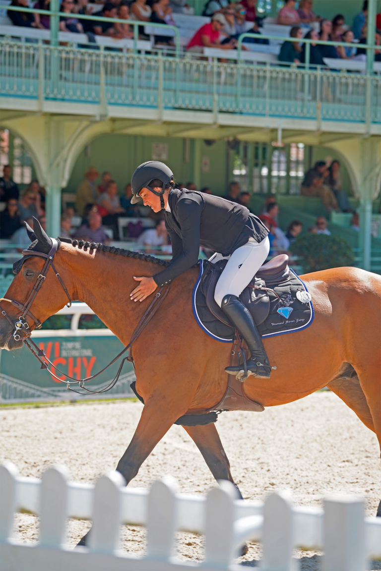 jumping vichy