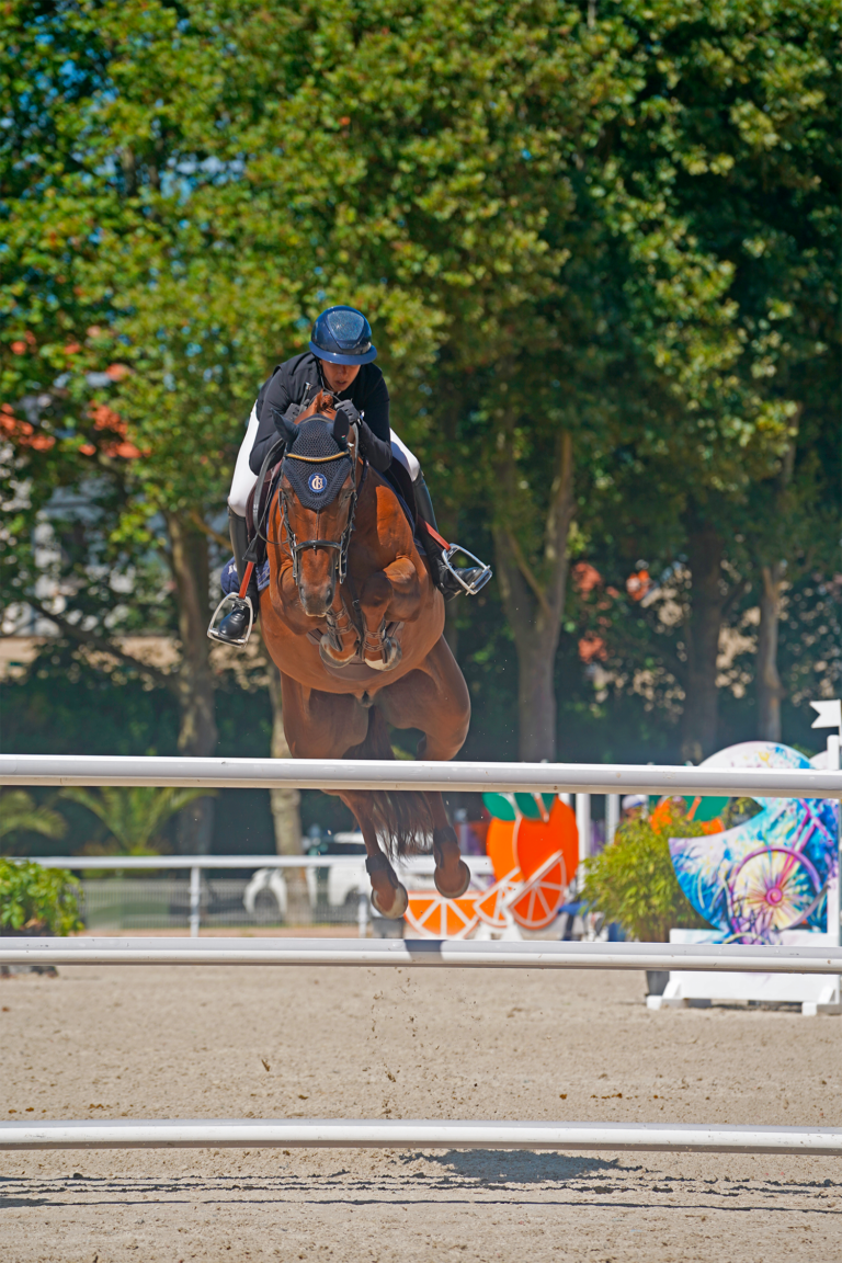 jumping vichy